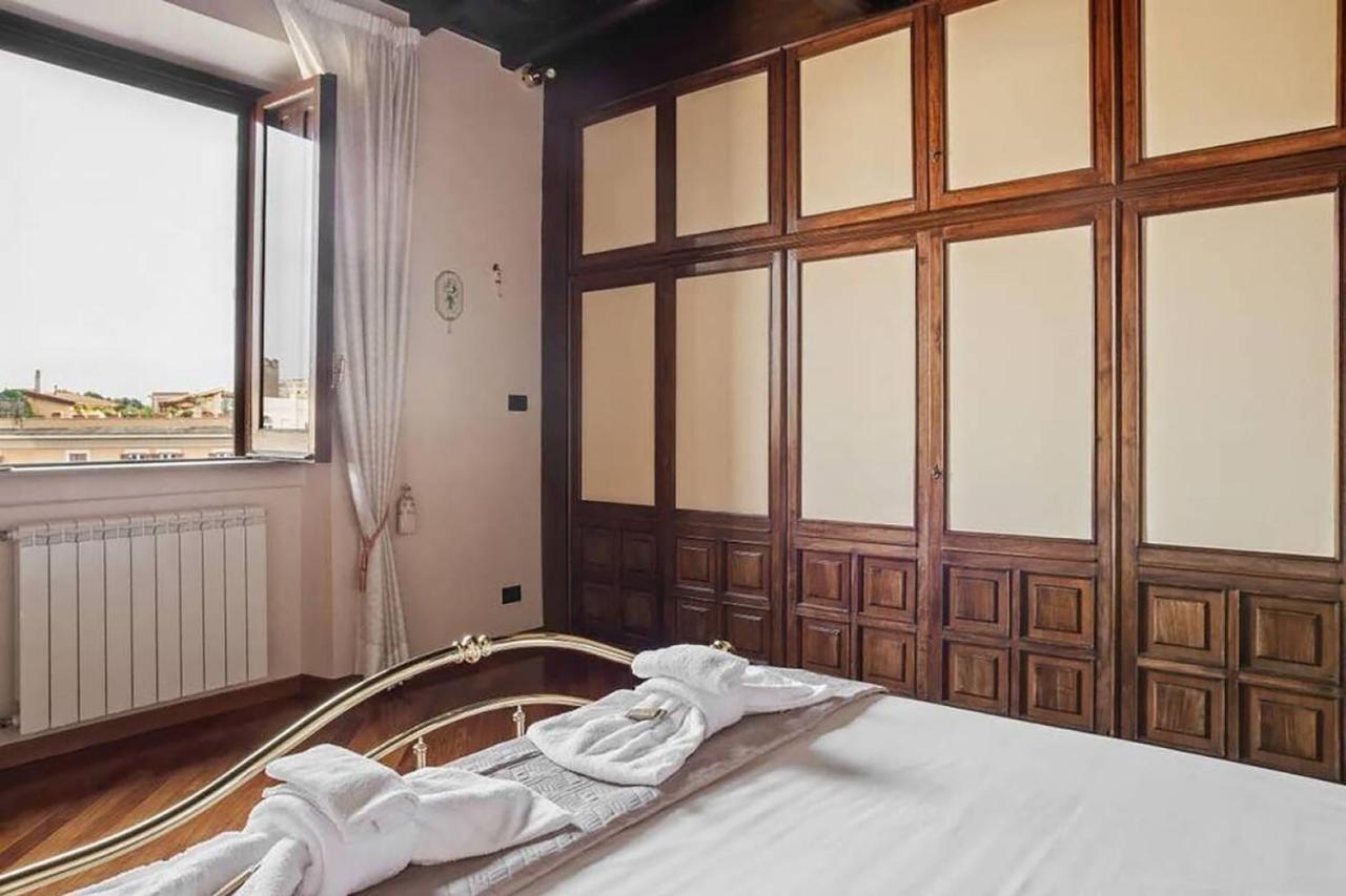 Hostme Colosseum Apartment Rome Bagian luar foto