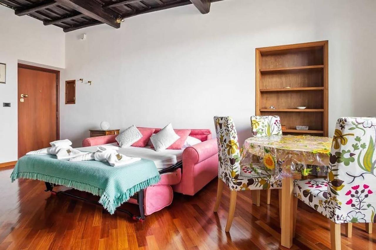 Hostme Colosseum Apartment Rome Bagian luar foto