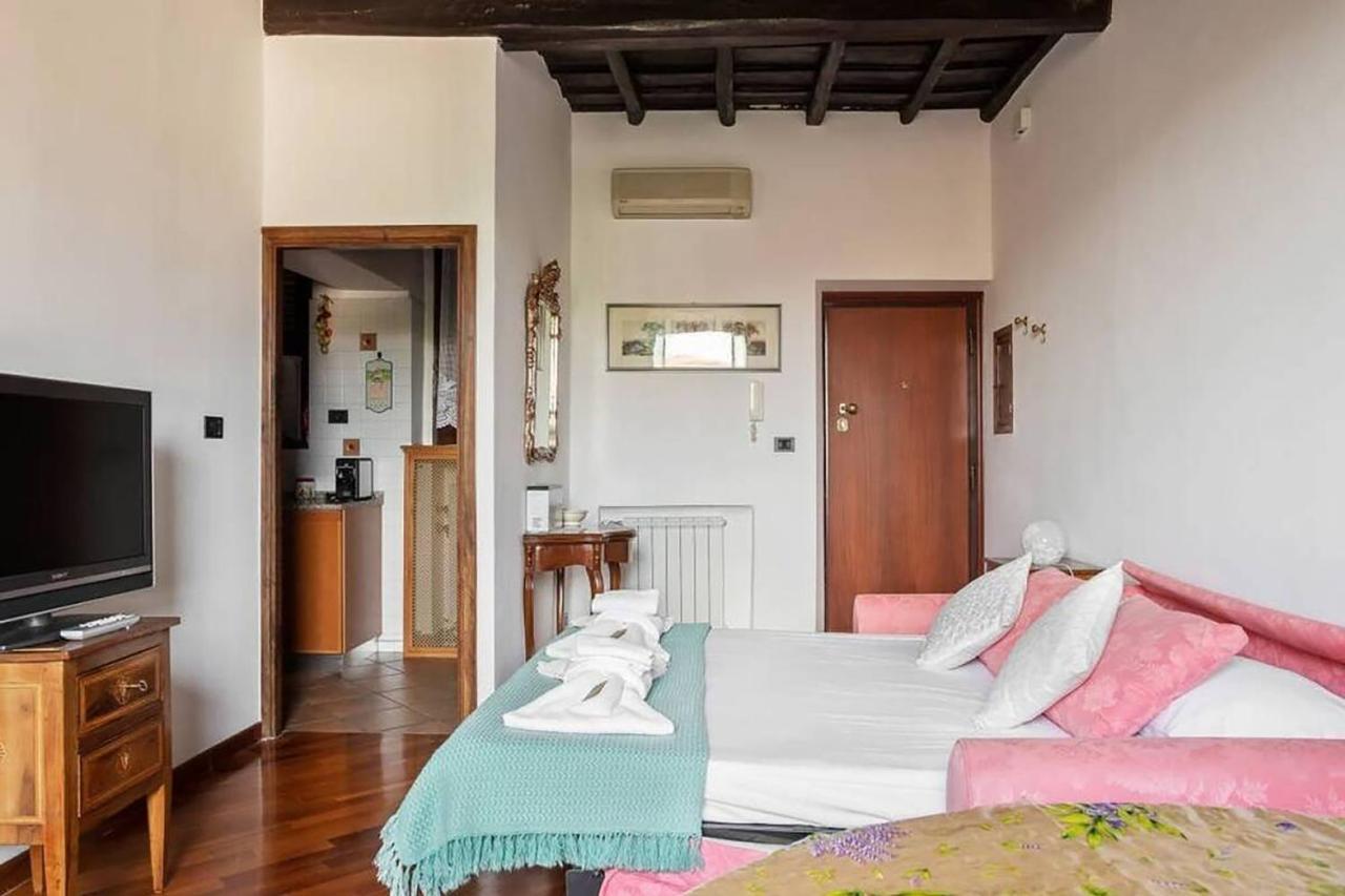 Hostme Colosseum Apartment Rome Bagian luar foto
