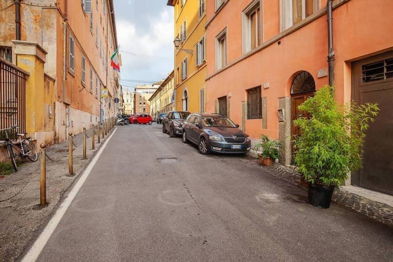 Hostme Colosseum Apartment Rome Bagian luar foto
